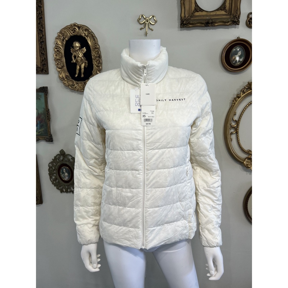Uniqlo x Daily Harvest Ultra Light Down White Puffer Jacket Size XS New